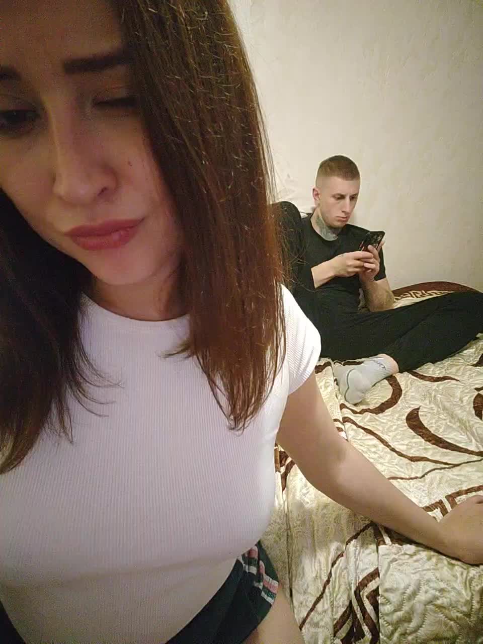 ilonomask Cam Model Chat October 3, 2025