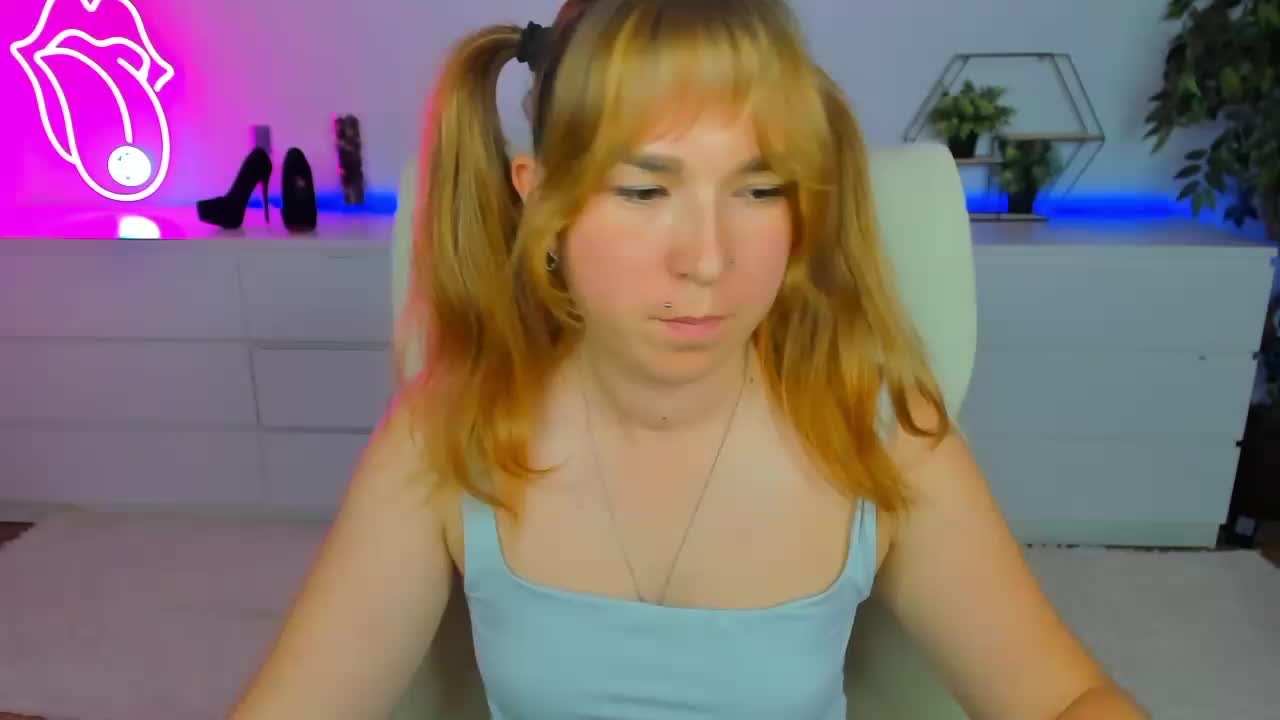 SofiiDarling Cam Model Chat October 3, 2025