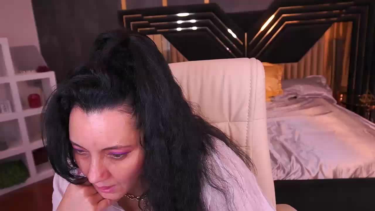 ValeryRosseee Cam Model Chat October 3, 2025