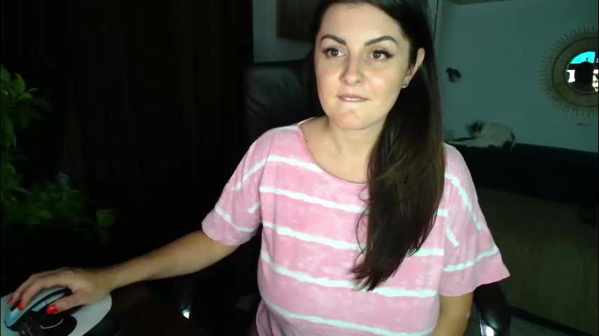 siriamasha Cam Model Chat October 3, 2025