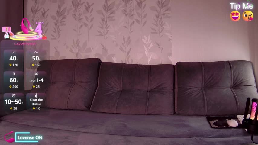 Li1_Kitty Cam Model Chat October 3, 2025