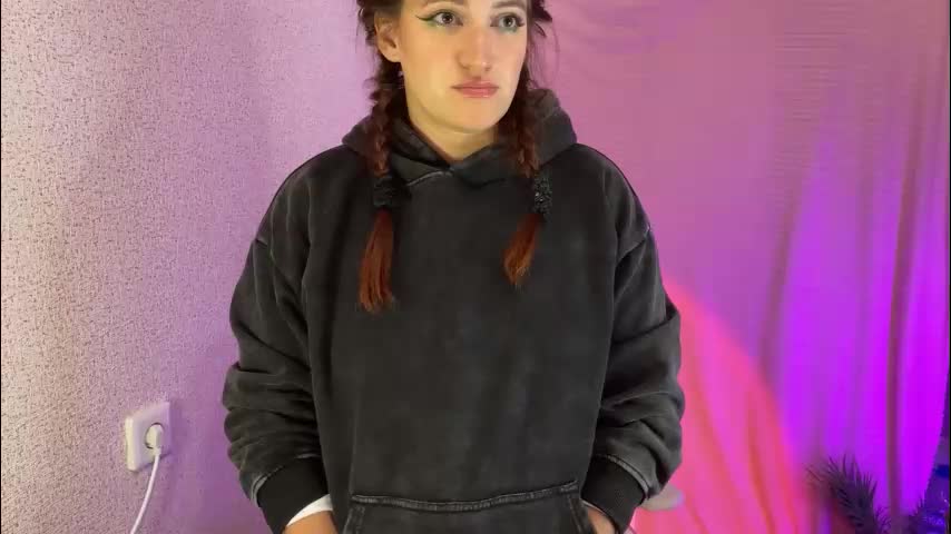 katrin_kristal Cam Model Chat October 3, 2025