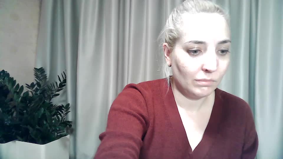 mariska-kiska Cam Model Chat October 3, 2025