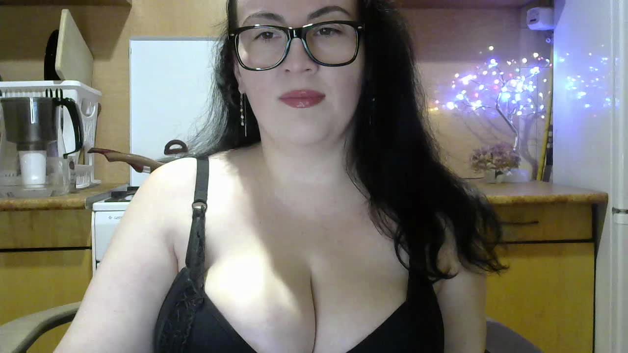 tatianamedi Cam Model Chat October 3, 2025