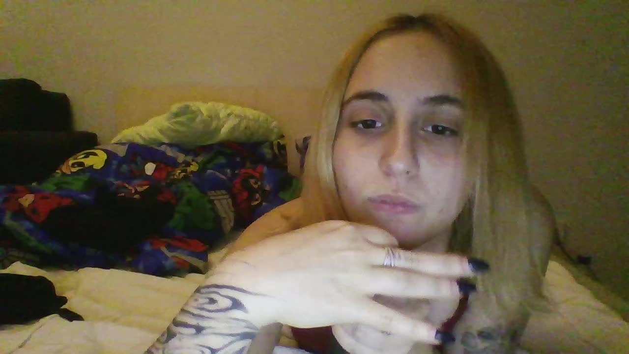 Hotredhead01 Cam Model Chat October 3, 2025