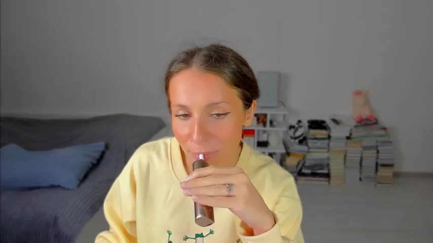 Diva_Allure_ Cam Model Chat October 3, 2025