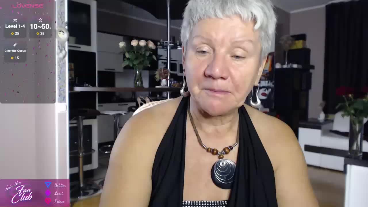 roxana-brooks Cam Model Chat October 3, 2025