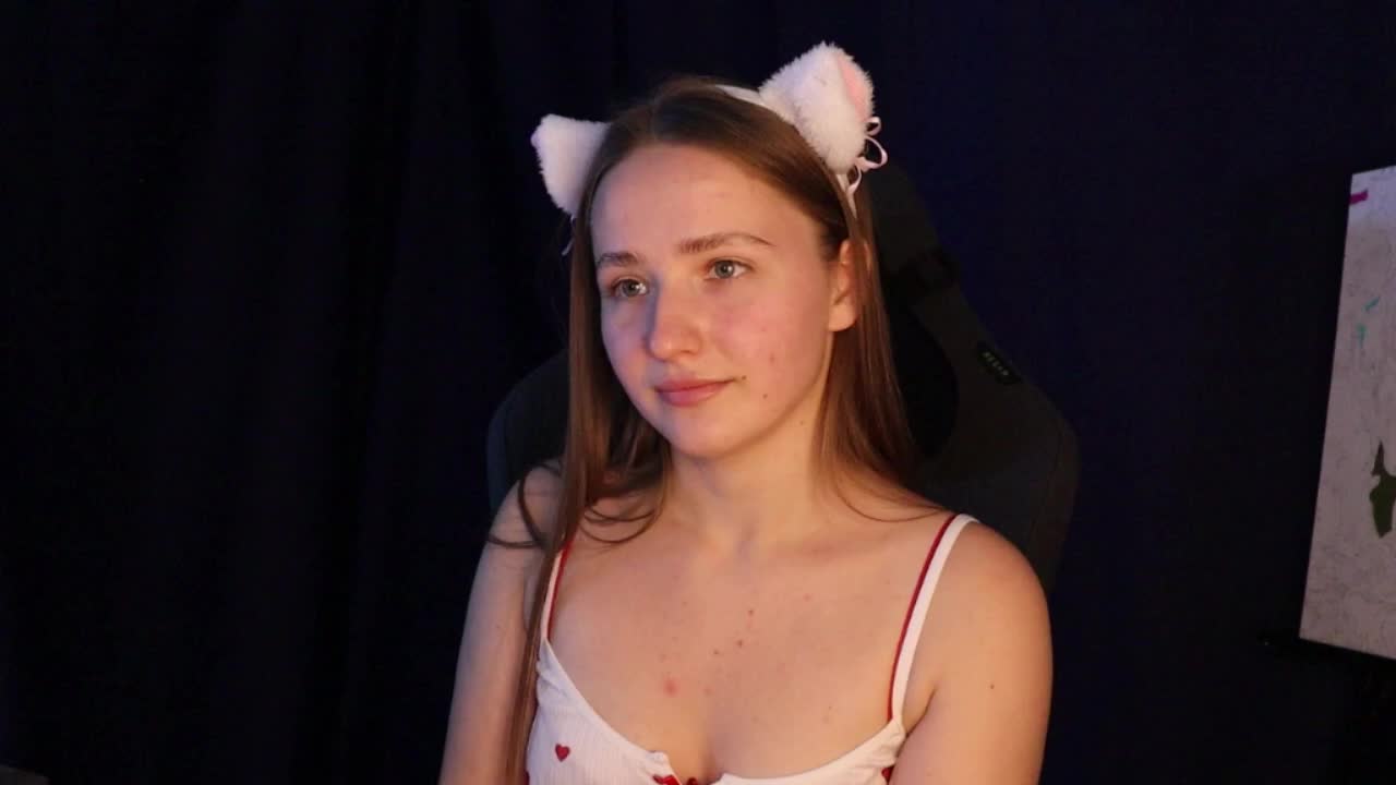 Keily8 Cam Model Chat October 3, 2025