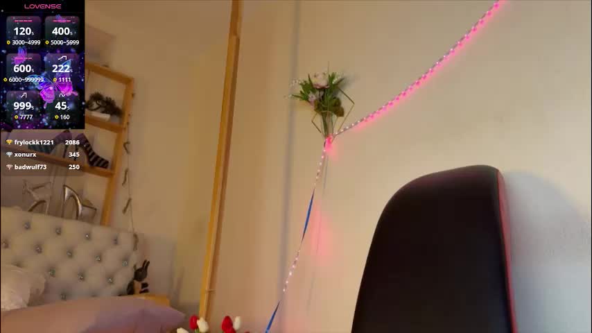 monikate_ Cam Model Chat October 3, 2025