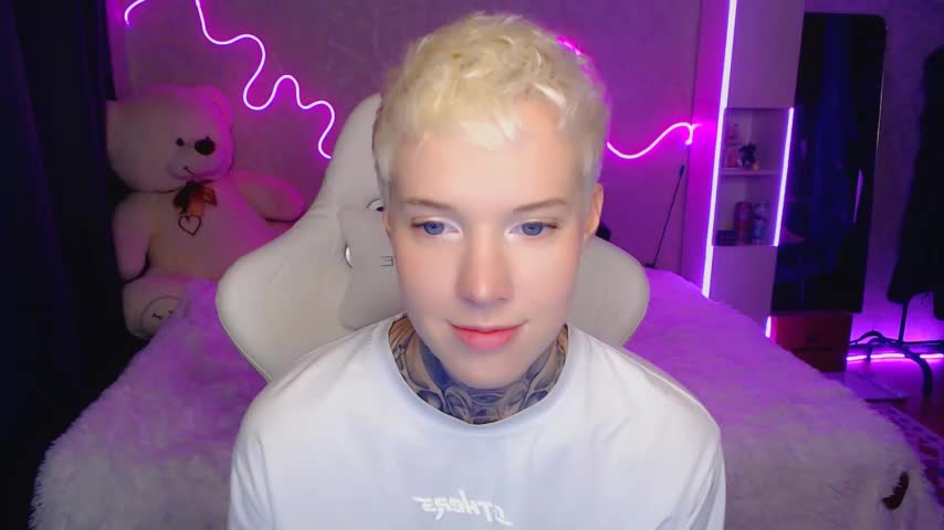 soulinacage Cam Model Chat October 3, 2025