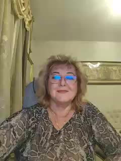 KarinkaSweet Cam Model Chat October 3, 2025