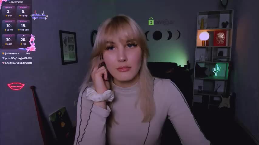 rebecca_smile_ Cam Model Chat October 3, 2025