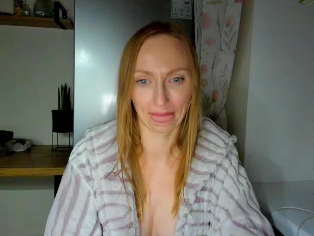 EvaXlove69 Cam Model Chat October 3, 2025