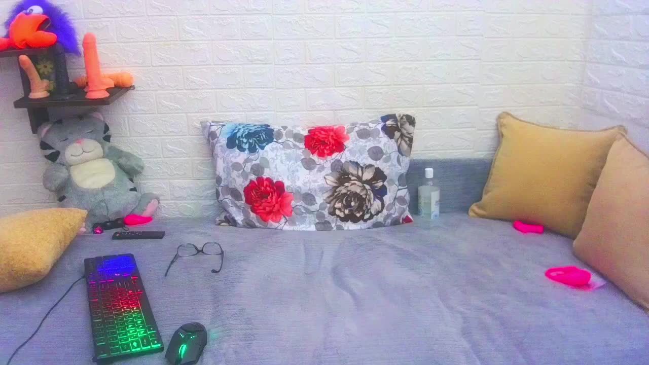 FoxyMature Cam Model Chat October 3, 2025