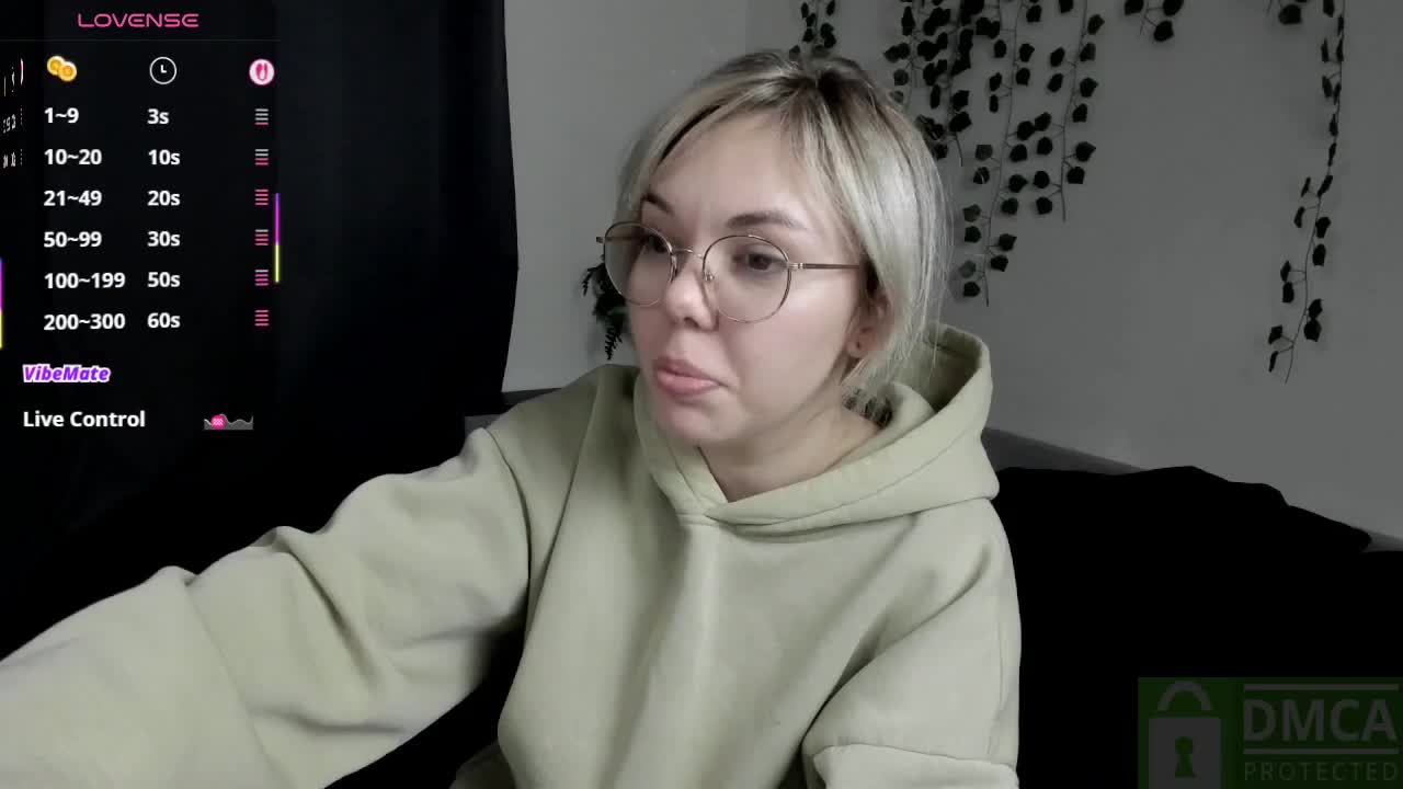 AnyaTaylorJoy_ Cam Model Chat October 3, 2025