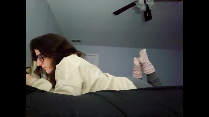 hannukahhottie Cam Model Chat October 3, 2025