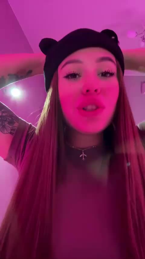 dikidii Cam Model Chat October 3, 2025