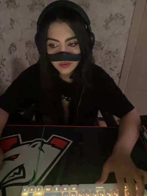 Aloeloea Cam Model Chat October 3, 2025