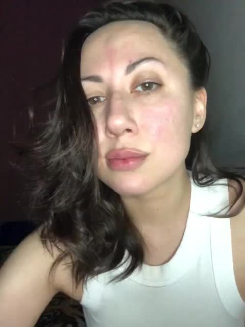 Kitana_mk Cam Model Chat October 3, 2025