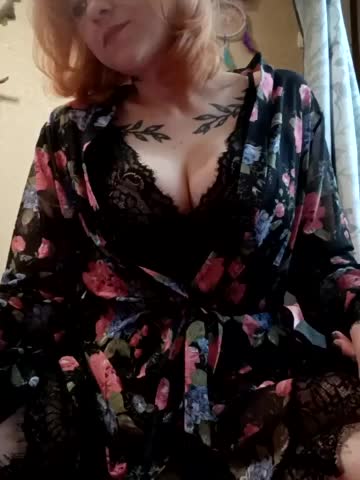 --Mari-- Cam Model Chat October 3, 2025