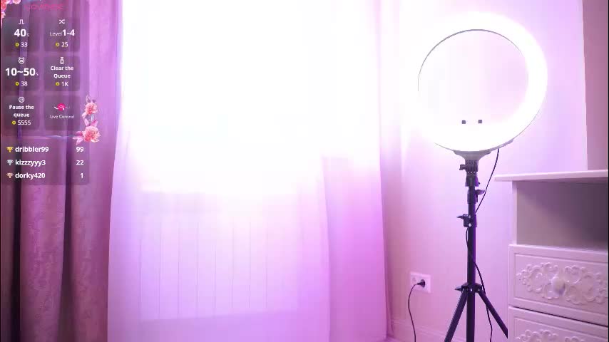 astridweickum Cam Model Chat October 3, 2025