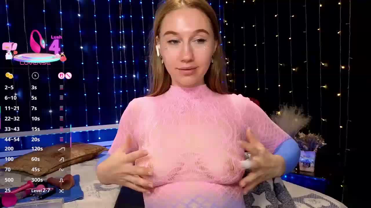 kiskaWEDNESDAY Cam Model Chat October 3, 2025