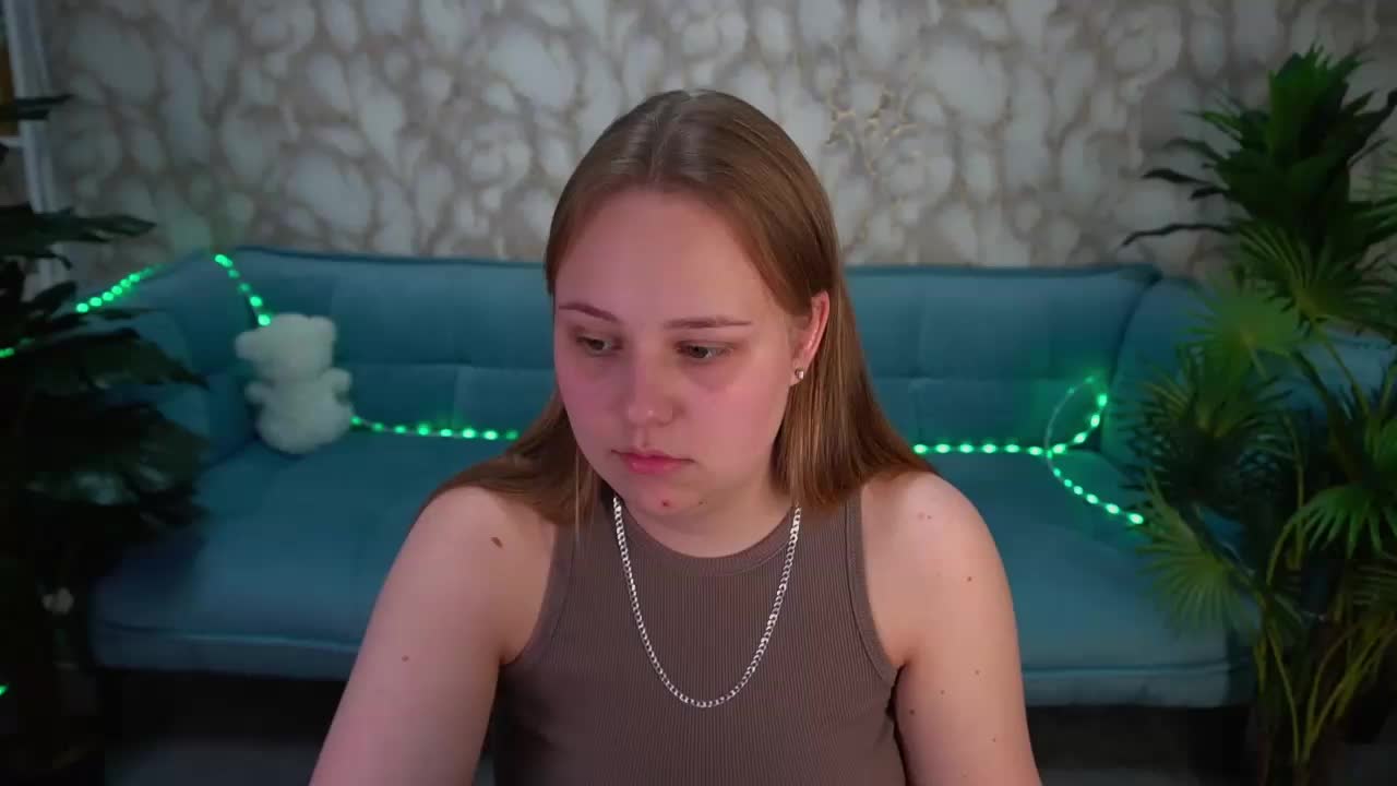 CrystallPaws Cam Model Chat October 3, 2025