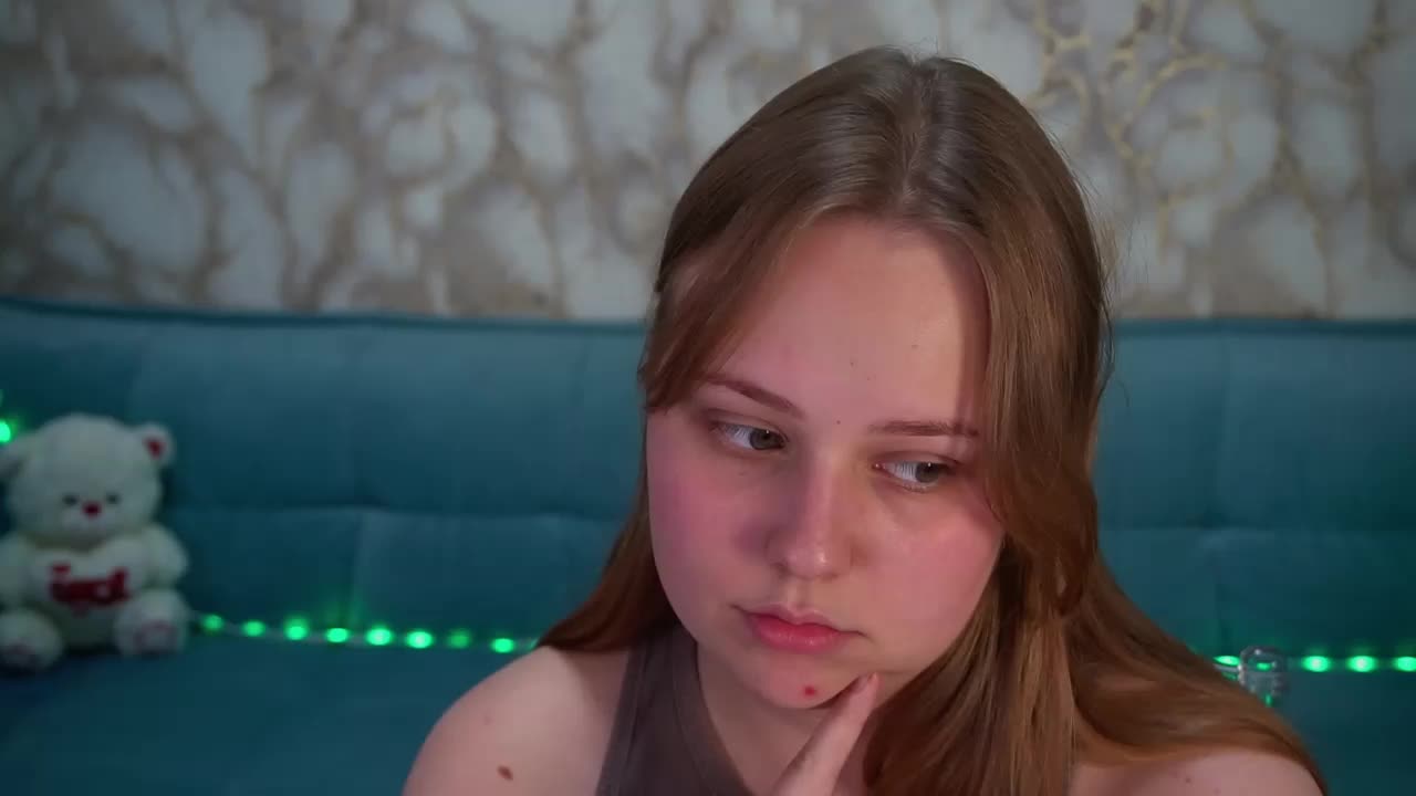 CrystallPaws Cam Model Chat October 3, 2025