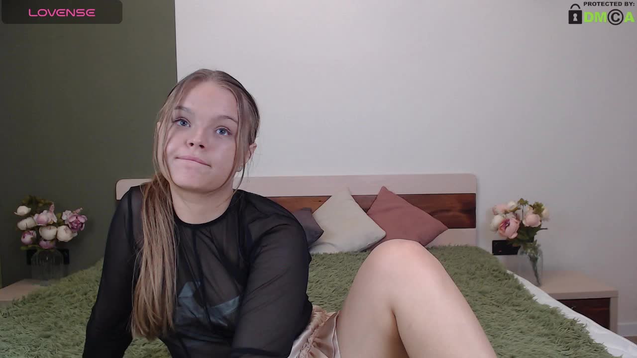 ChloeFablen Cam Model Chat October 3, 2025