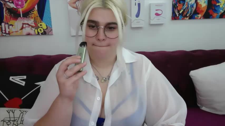 Amber_Monro Cam Model Chat October 3, 2025