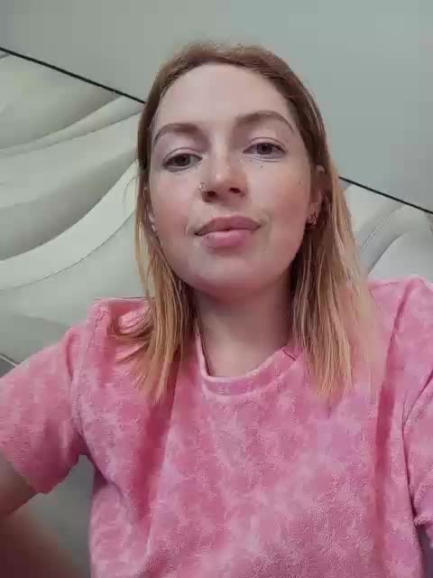 Samochka-25 Cam Model Chat October 3, 2025