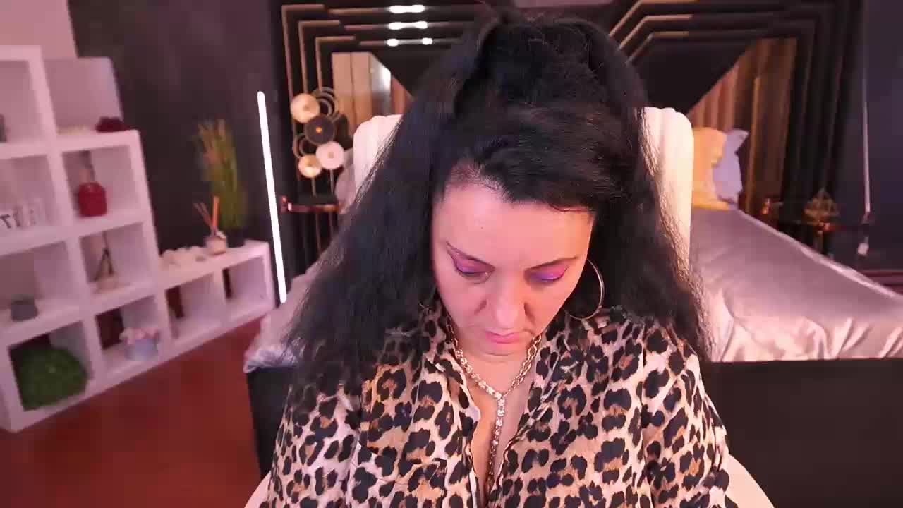 ValeryRosseee Cam Model Chat October 3, 2025