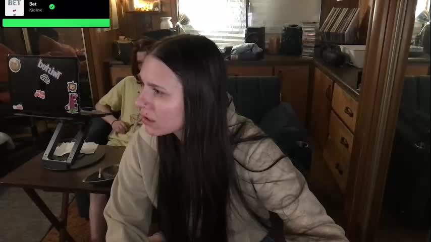 incognitoqueen Cam Model Chat October 3, 2025