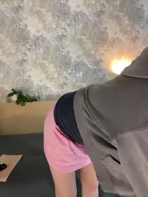 _I_123 Cam Model Chat October 3, 2025