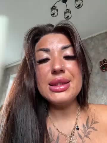 RuslanaXX Cam Model Chat October 3, 2025