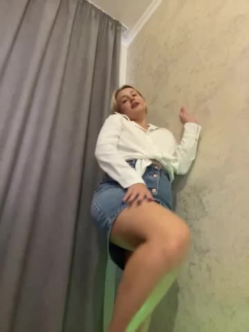 CozySandra Cam Model Chat October 3, 2025