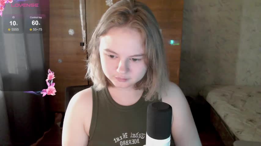 SlipperSherry Cam Model Chat October 3, 2025