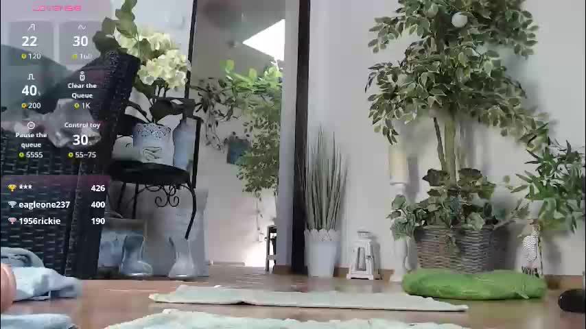 squirtmanica Cam Model Chat October 3, 2025