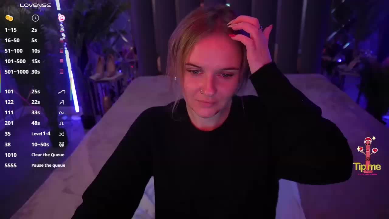 MaribelRiver Cam Model Chat October 3, 2025