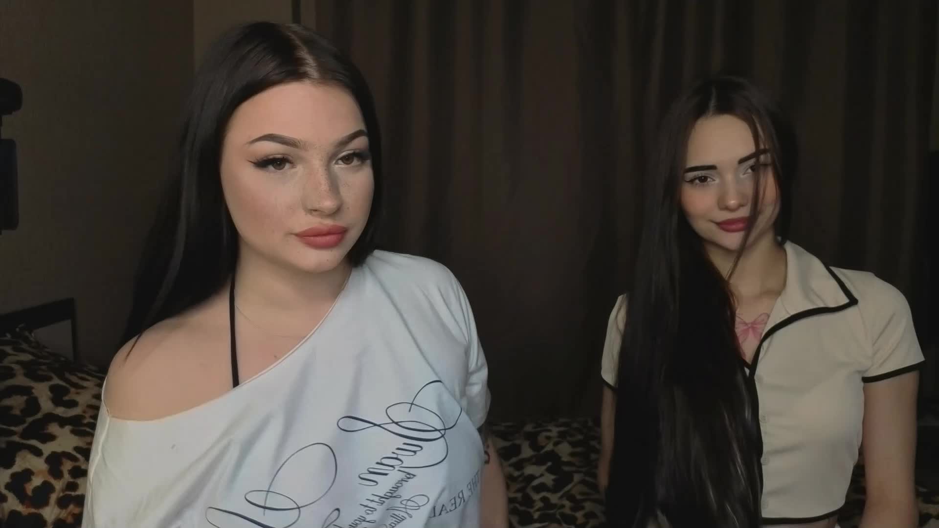 LisaAndDenis Cam Model Chat October 3, 2025