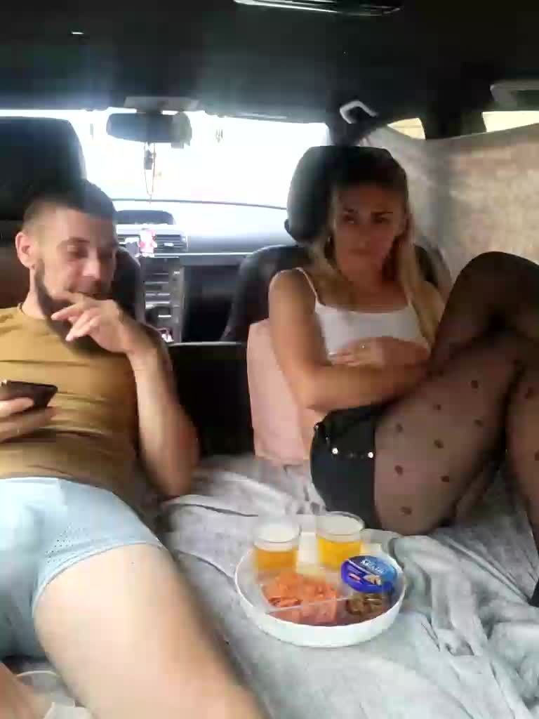 SweetCoople Cam Model Chat October 3, 2025