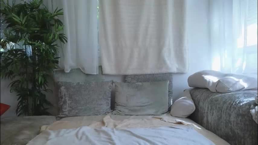 malenahot525 Cam Model Chat October 3, 2025