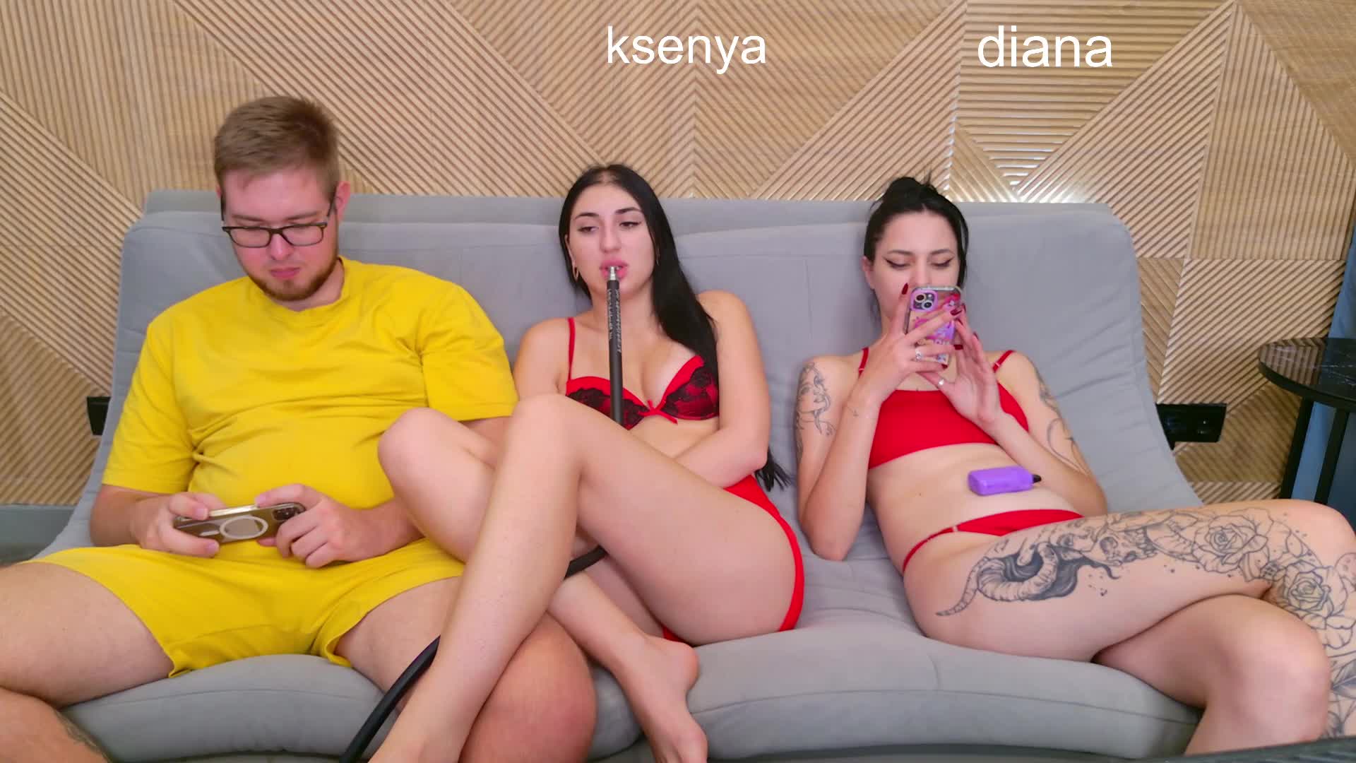 WebcamSlut Cam Model Chat October 3, 2025