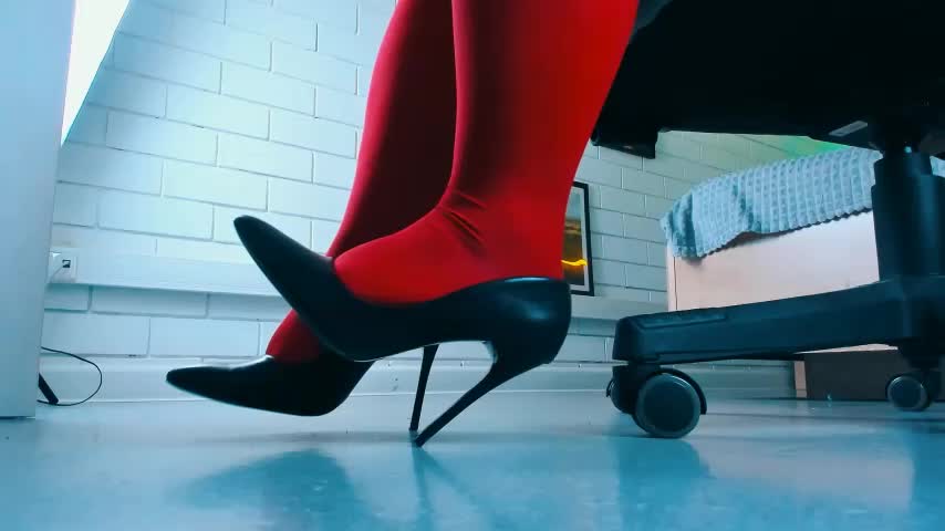 SladaDell Cam Model Chat October 3, 2025