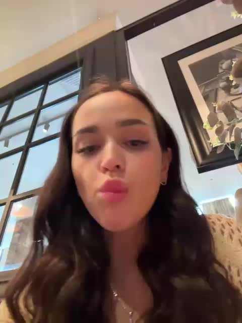 -Sasha-Orlova- Cam Model Chat October 3, 2025