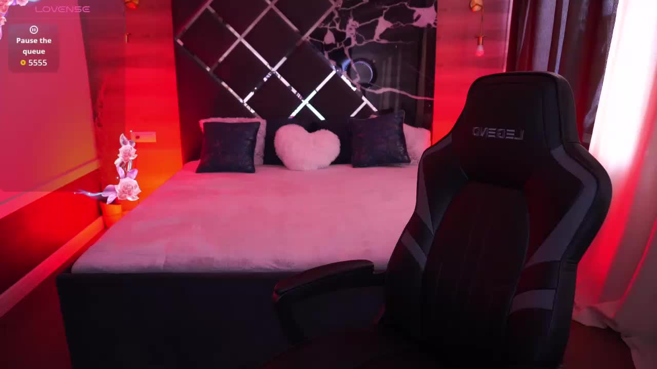 MirielleNymph Cam Model Chat October 3, 2025