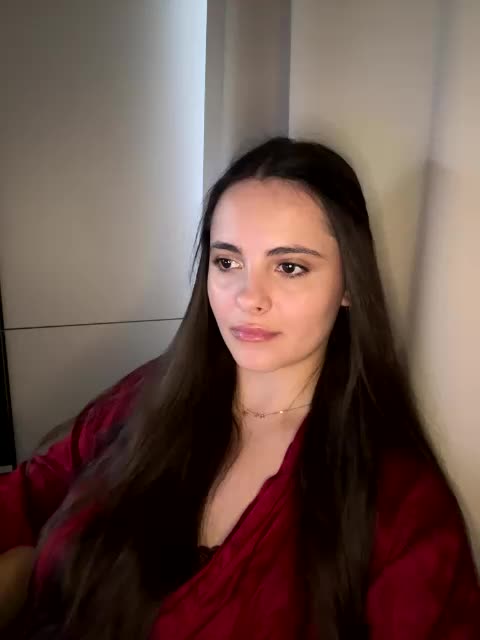 Cherry_s Cam Model Chat October 3, 2025