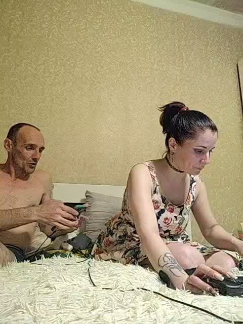 Love_is_life_2025 Cam Model Chat October 3, 2025