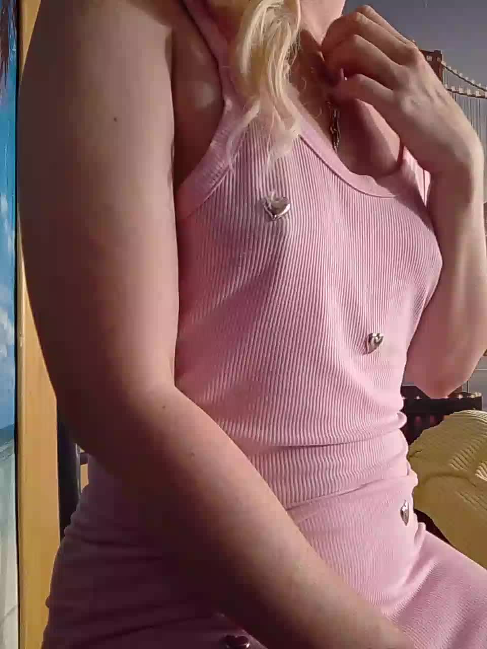 MoniKkkkkkkkkk Cam Model Chat October 3, 2025