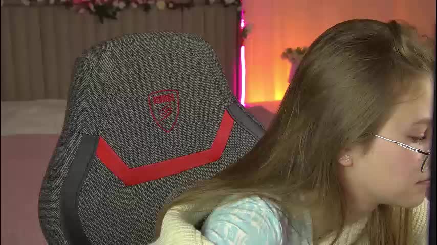 evemundie Cam Model Chat October 3, 2025